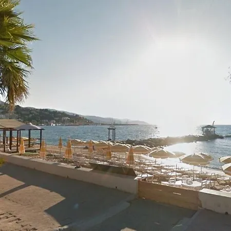 Appartement Lv280-f302 2 Couchages Le Lavandou Le Lavandou